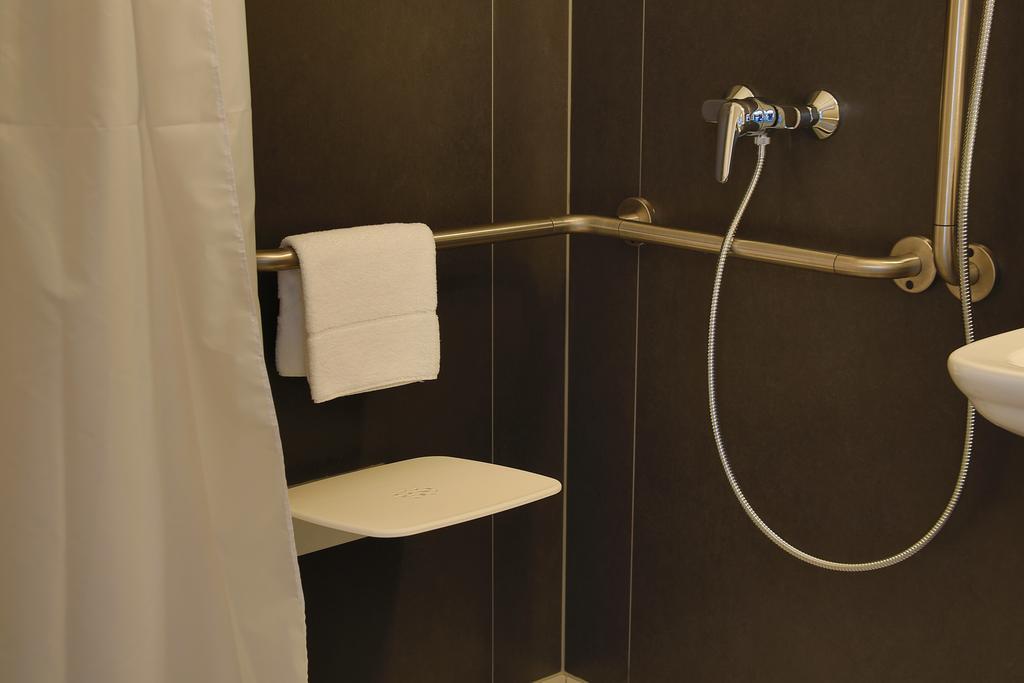 Best Sleep Hotel Spielberg Bei Knittelfeld Номер фото