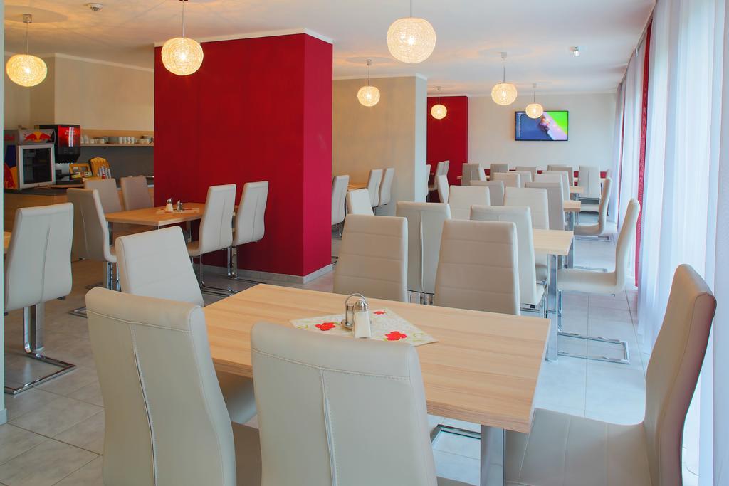 Best Sleep Hotel Spielberg Bei Knittelfeld Экстерьер фото
